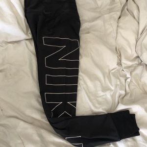 Nike leggings